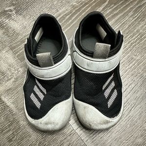 Toddler adidas shoes